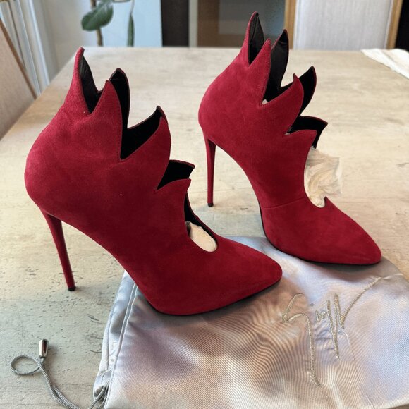 Giuseppe Zanotti Women's Red Suede Flame Boots (Worn once, Size 40, MSRP $500) - Picture 1 of 12